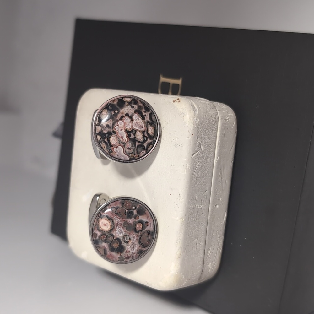 Back and pink cufflinks